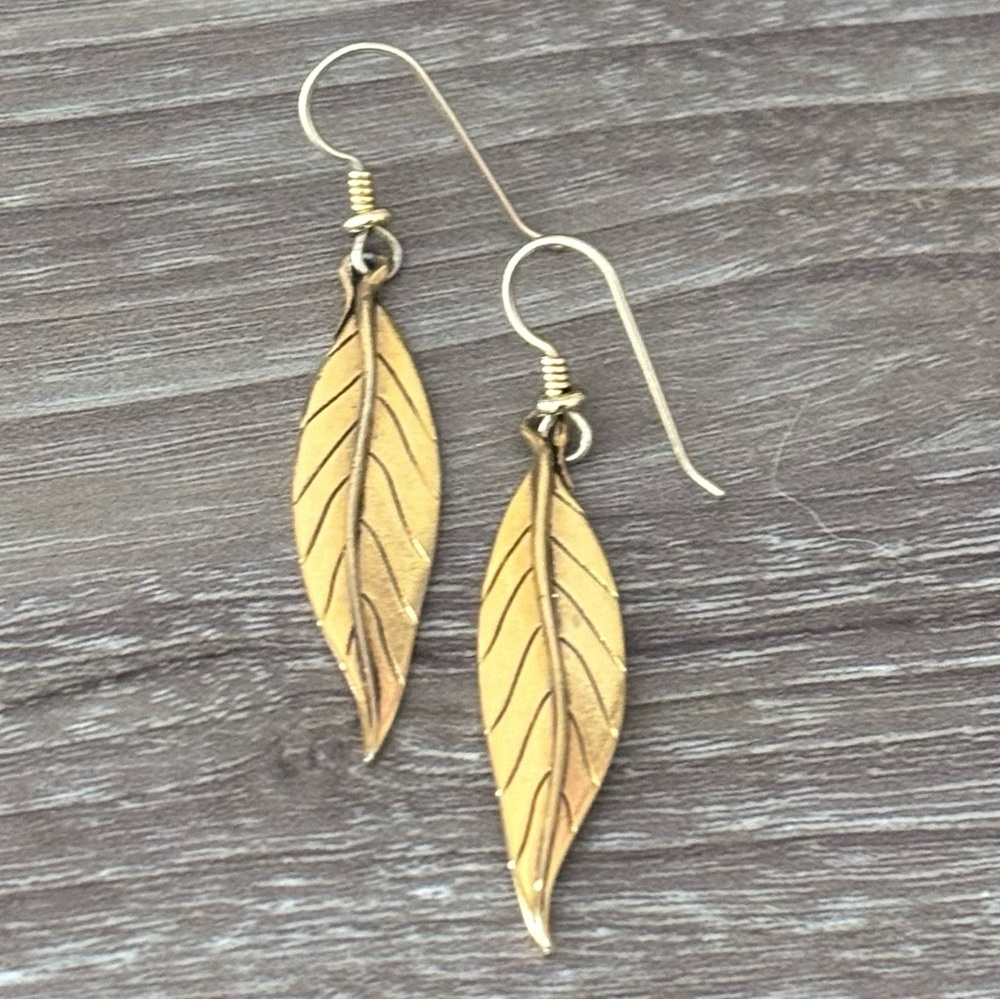 Vintage Laurel Burch Leaf Earrings!